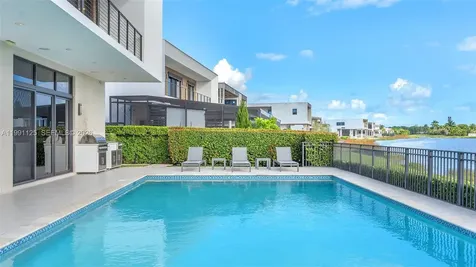 16772 Botaniko Drive S Weston FL 33326