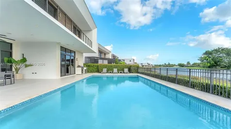 16772 Botaniko Drive S Weston FL 33326