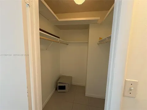 2750 NE 183rd Street Aventura FL 33160