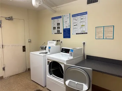 2750 NE 183rd Street Aventura FL 33160