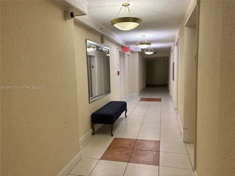 2750 NE 183rd Street Aventura FL 33160