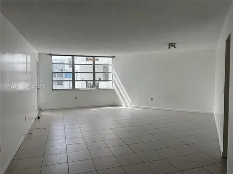 2750 NE 183rd Street Aventura FL 33160