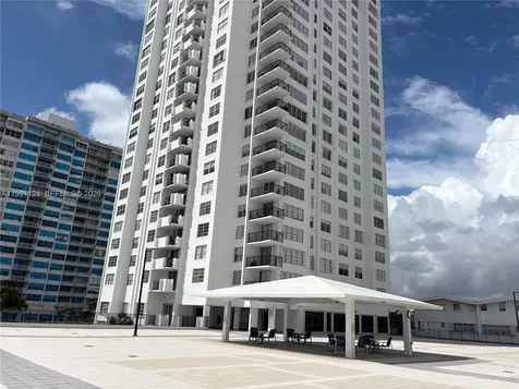 2750 NE 183rd Street Aventura FL 33160