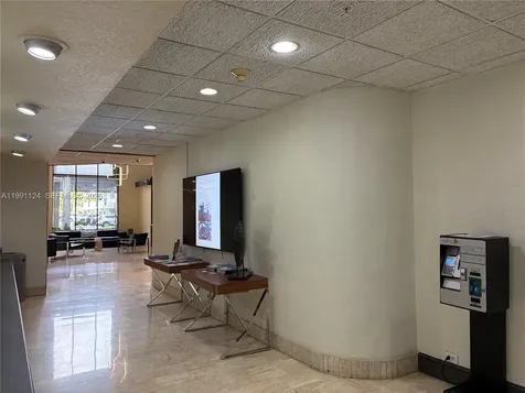 2750 NE 183rd Street Aventura FL 33160