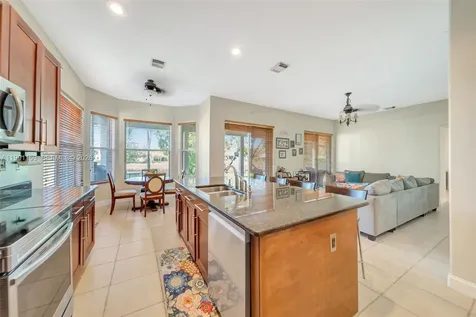 2831 SW 190th Avenue Miramar FL 33029