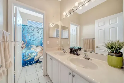 2831 SW 190th Avenue Miramar FL 33029