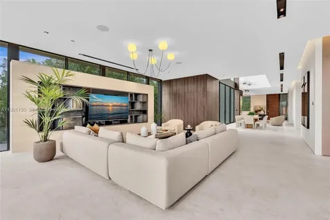535 N Shore Drive Miami Beach FL 33141