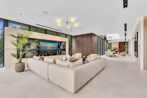 535 N Shore Drive Miami Beach FL 33141