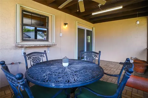 8631 NW 48th Street Lauderhill FL 33351