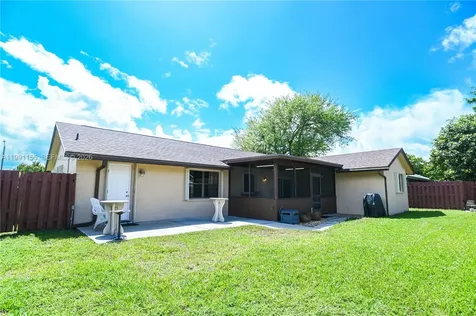 8631 NW 48th Street Lauderhill FL 33351
