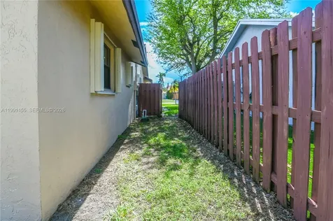 8631 NW 48th Street Lauderhill FL 33351
