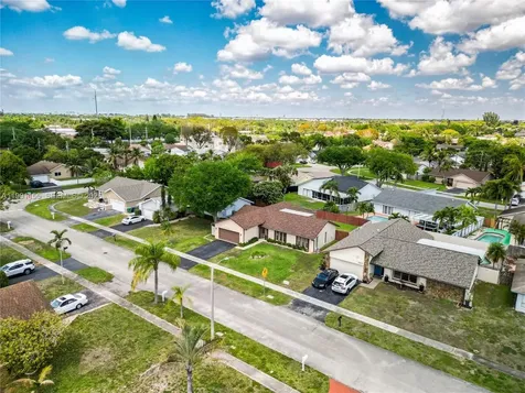 8631 NW 48th Street Lauderhill FL 33351