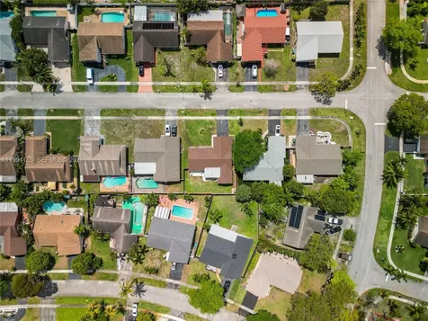 8631 NW 48th Street Lauderhill FL 33351