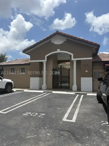 6425 SW 130th Place Miami FL 33183