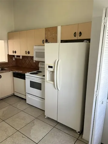 6425 SW 130th Place Miami FL 33183