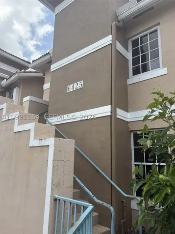 6425 SW 130th Place Miami FL 33183