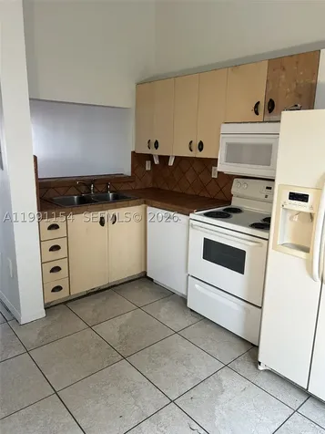 6425 SW 130th Place Miami FL 33183