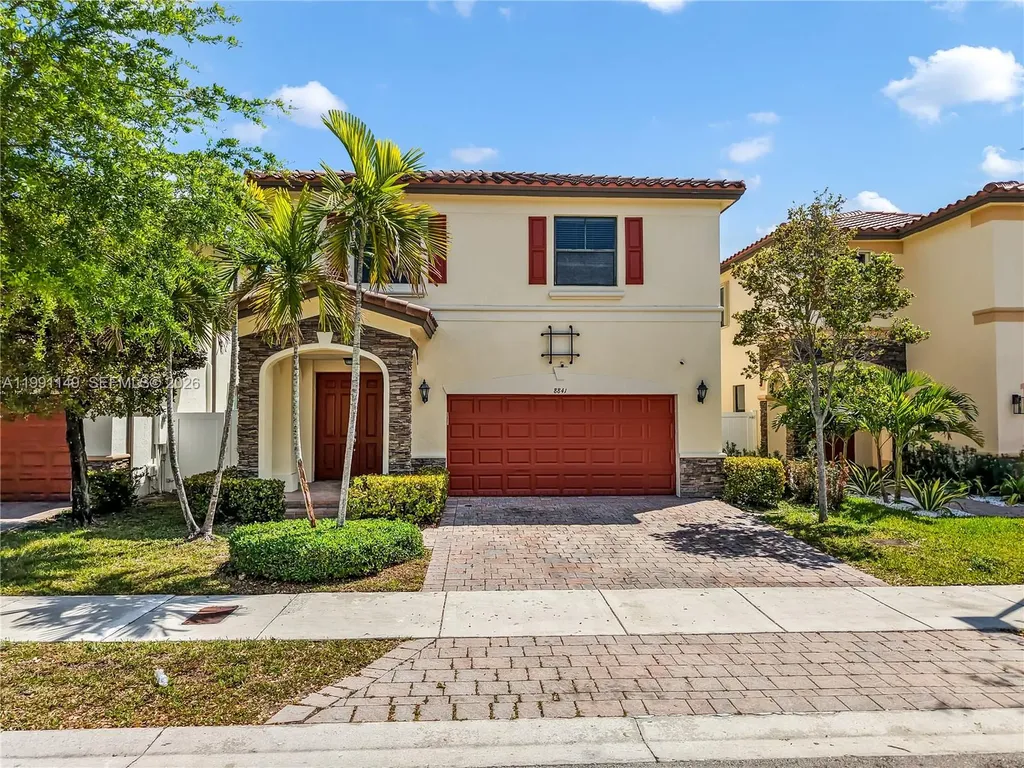 8841 W 34th Court Hialeah FL 33018