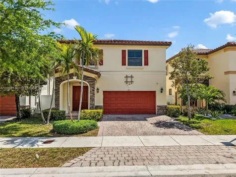 8841 W 34th Court Hialeah FL 33018