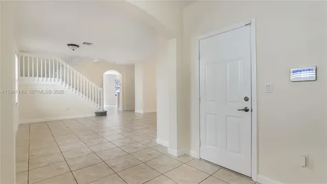 8841 W 34th Court Hialeah FL 33018