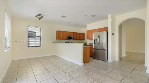 8841 W 34th Court Hialeah FL 33018