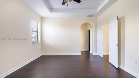 8841 W 34th Court Hialeah FL 33018