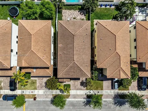 8841 W 34th Court Hialeah FL 33018