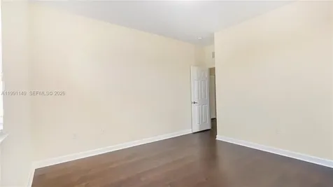 8841 W 34th Court Hialeah FL 33018