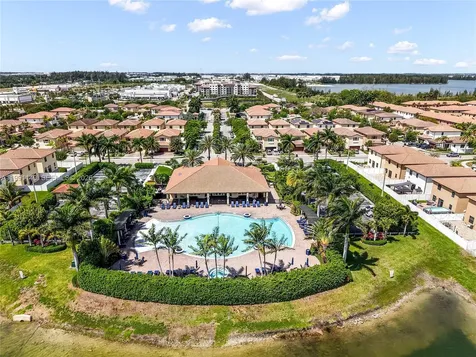 8841 W 34th Court Hialeah FL 33018