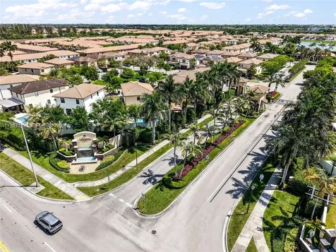 8841 W 34th Court Hialeah FL 33018