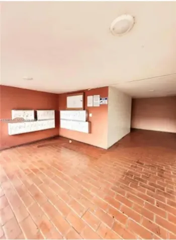5765 W 25th Court Hialeah FL 33016