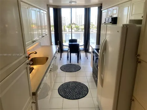 3640 Yacht Club Drive Aventura FL 33180