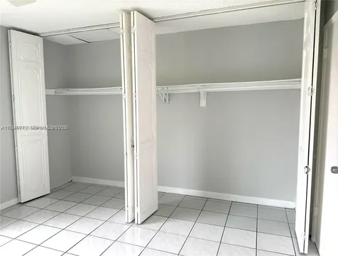 805 W Oakland Park Boulevard Oakland Park FL 33311