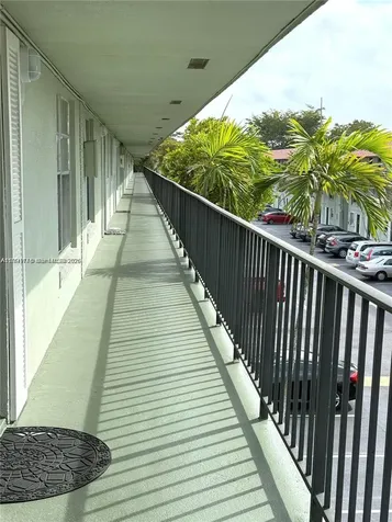 805 W Oakland Park Boulevard Oakland Park FL 33311
