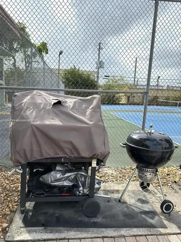 805 W Oakland Park Boulevard Oakland Park FL 33311