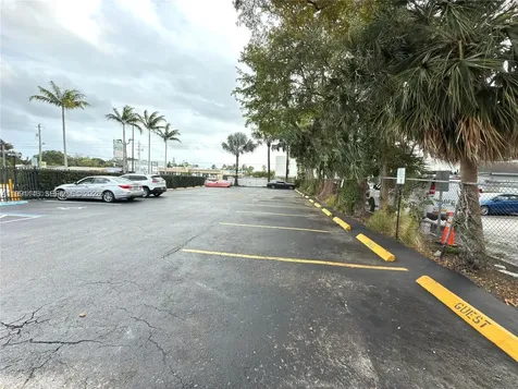 805 W Oakland Park Boulevard Oakland Park FL 33311