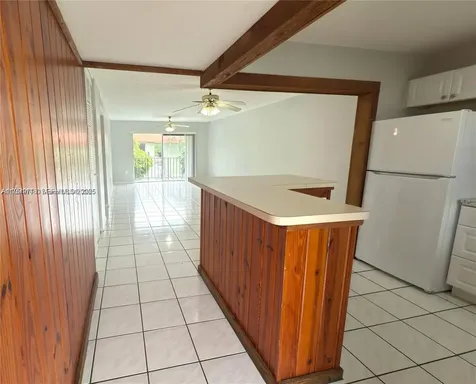 805 W Oakland Park Boulevard Oakland Park FL 33311