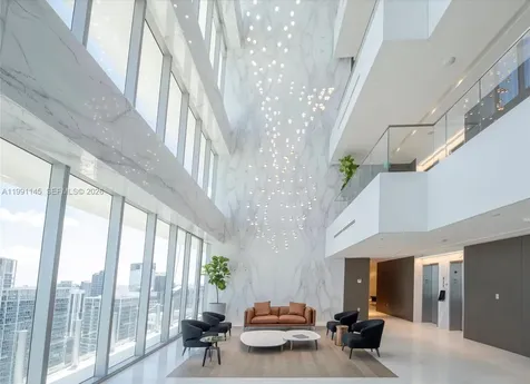 300 Biscayne Boulevard Way Miami FL 33131