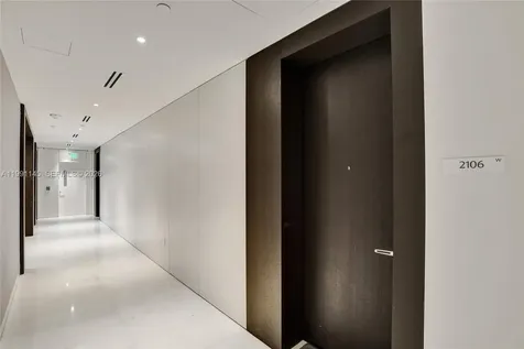 300 Biscayne Boulevard Way Miami FL 33131
