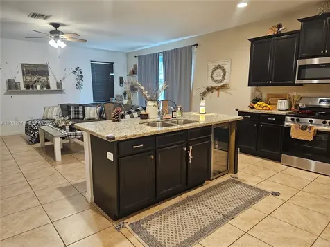 4117 NE 21st Street Homestead FL 33033