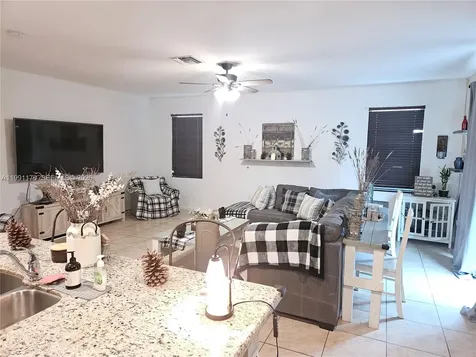 4117 NE 21st Street Homestead FL 33033