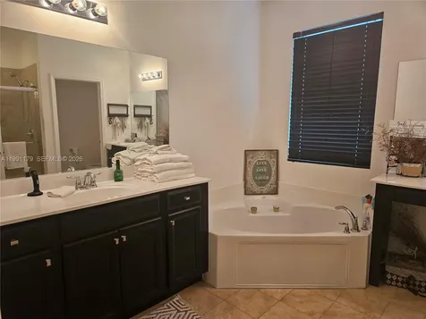4117 NE 21st Street Homestead FL 33033