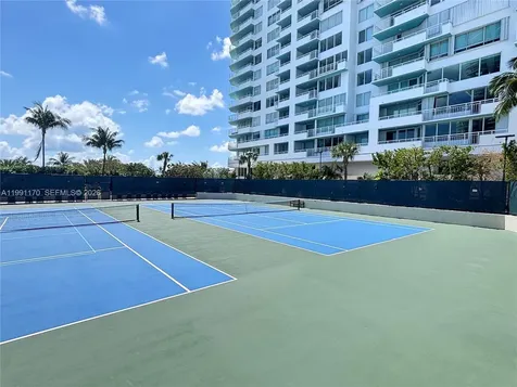400 S Pointe Drive Miami Beach FL 33139