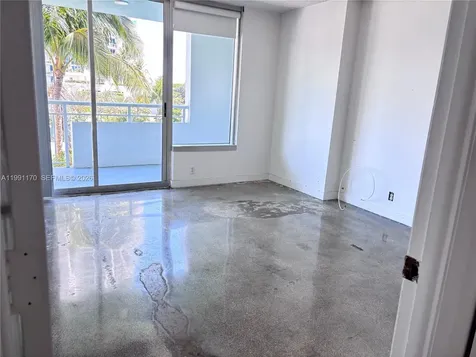 400 S Pointe Drive Miami Beach FL 33139