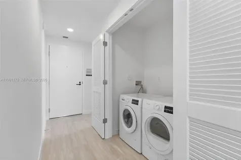 580 72nd Street Miami Beach FL 33141