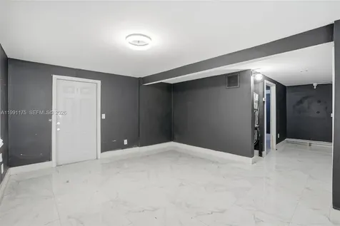 10055 SW 52nd Terrace Miami FL 33165