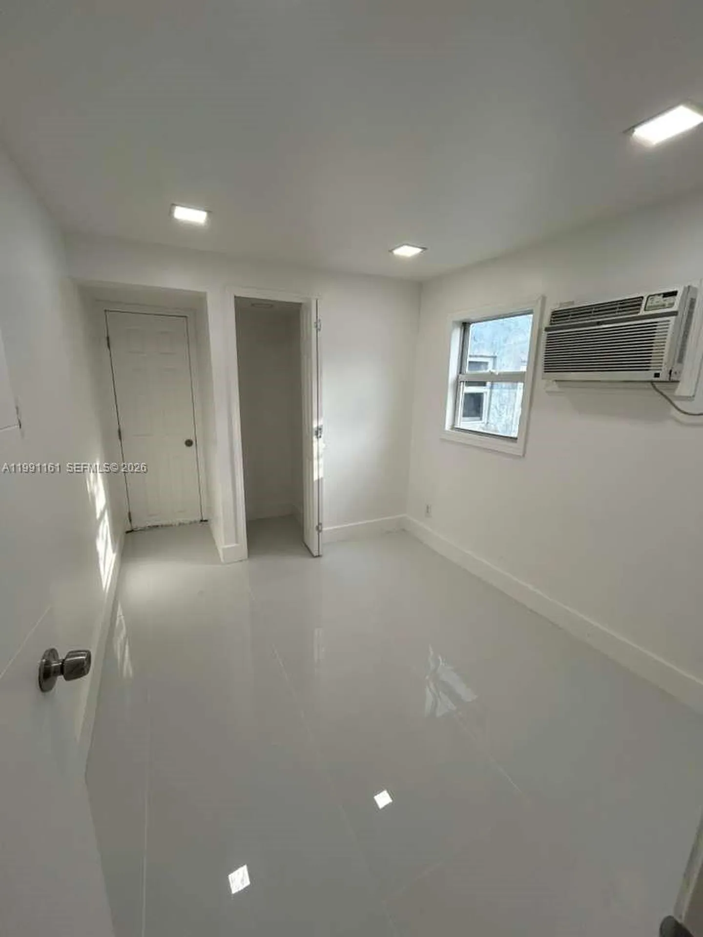 2242 Polk Street Hollywood FL 33020