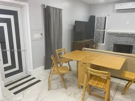 2242 Polk Street Hollywood FL 33020