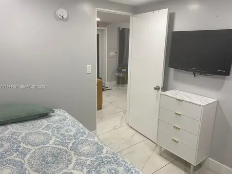 2242 Polk Street Hollywood FL 33020