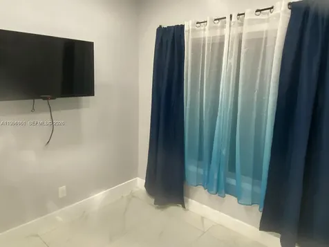 2242 Polk Street Hollywood FL 33020